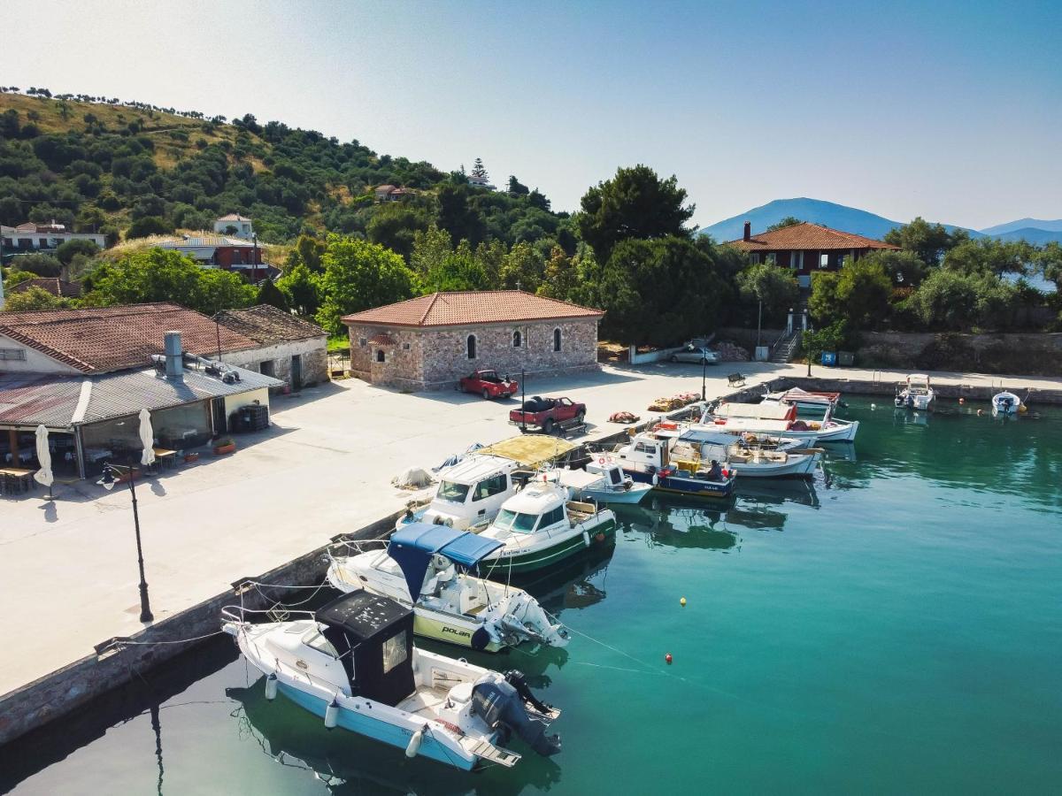 Kiki'S Apartments Néos Pírgos Dış mekan fotoğraf