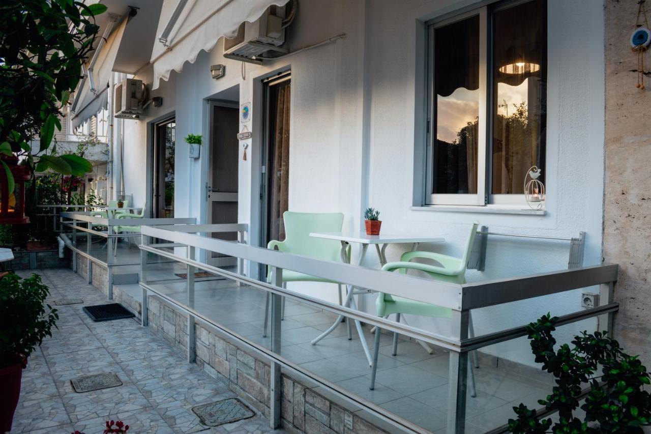 Kiki'S Apartments Néos Pírgos Dış mekan fotoğraf