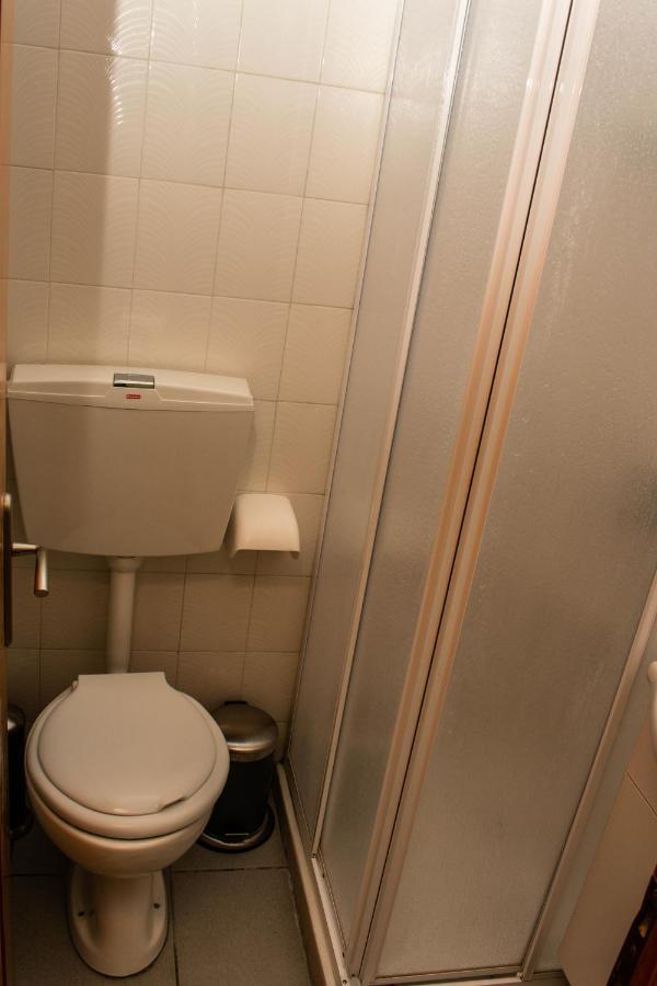 Kiki'S Apartments Néos Pírgos Dış mekan fotoğraf