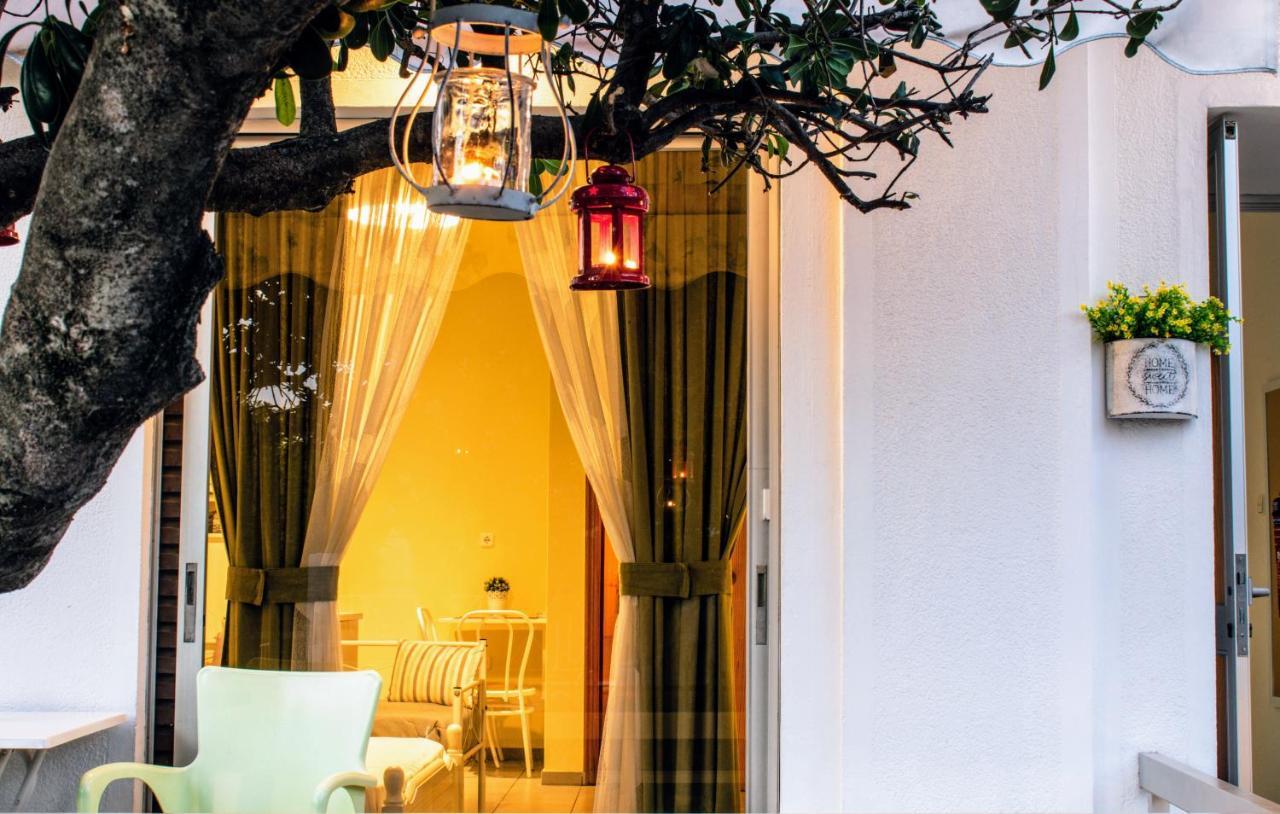 Kiki'S Apartments Néos Pírgos Dış mekan fotoğraf